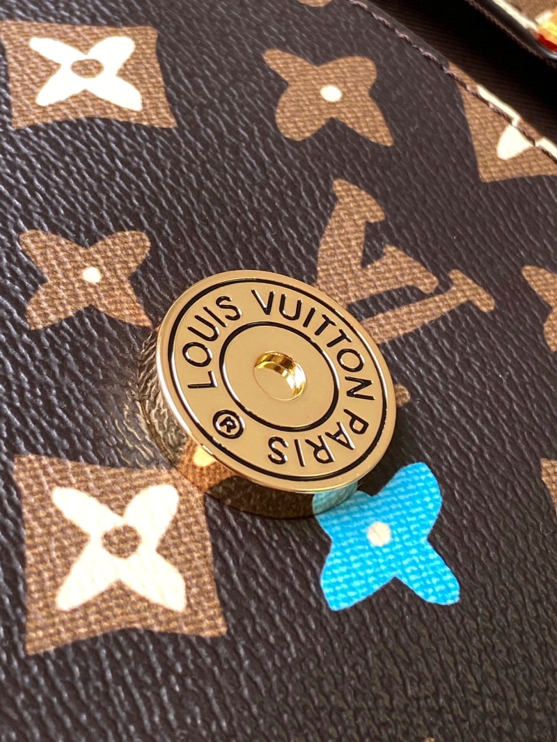 LV Bucket Bags